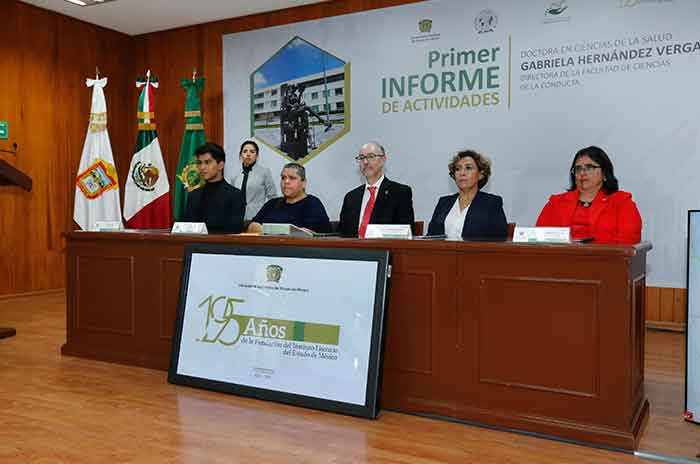 Entrega_rector_de_UAEMéx_equipamiento_a_Facultad_de_Ciencias_de_la_Conducta _2.jpg